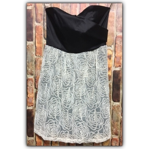 Judith March embroidered floral soutache strapless cocktail party dress Small - Picture 1 of 6